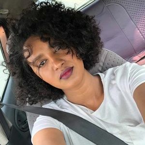 Meet your Posher, Semhar